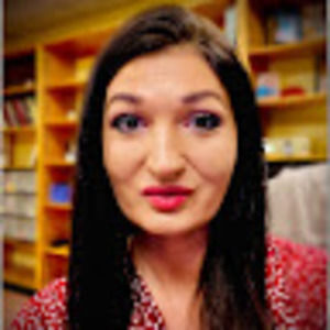 Meet your Posher, Carissa